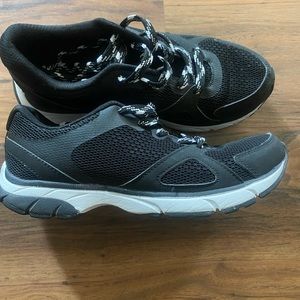 Vionic Shoes